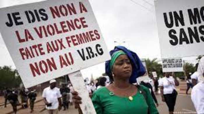 La violence multicausale frappe les femmes en Afrique subsaharienne
