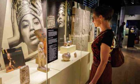 L'exposition d'un musée néerlandais sur l'Égypte ancienne en musique avec Beyoncé enrage Le Caire
