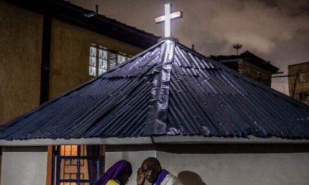 Le Kenya interdit les églises, dont l'une est liée à une secte de la famine à mort