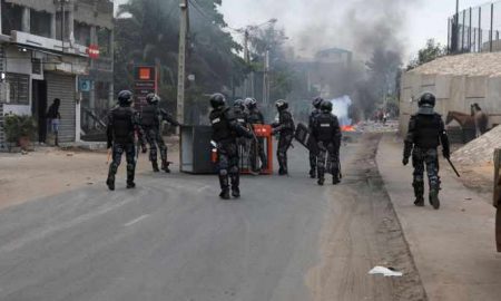 Le Sénégal dissout le parti du chef de l'opposition Ousmane Sonko alors que les manifestations se poursuivent