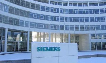 Siemens Healthineers rejoint les installations d'IFC pour améliorer l'accès à des équipements médicaux abordables en Afrique