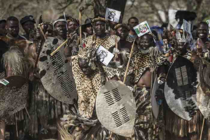 Funérailles nationales du dirigeant zoulou en Afrique du Sud