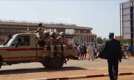 Le Burkina Faso approuve officiellement l'envoi de troupes pour soutenir le Niger