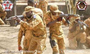 Les forces du Burkina Faso se joignent à un raid contre des militants au Niger