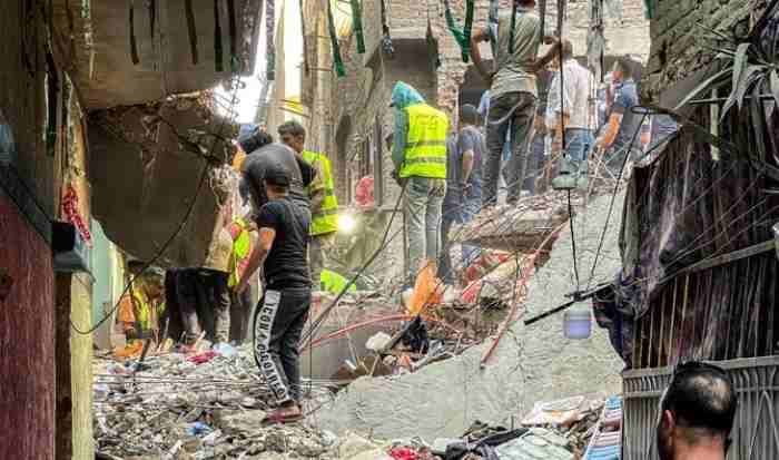 L'effondrement d'un immeuble au Caire fait quatre morts et la recherche des survivants est en cours