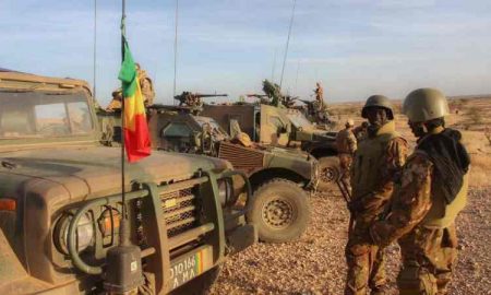 5 soldats ont été tués et 20 blessés dans une attaque armée au Mali