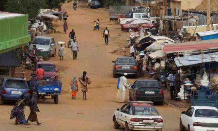 Les sanctions économiques en réponse au « coup d’État au Niger » privent encore davantage la population de ses droits