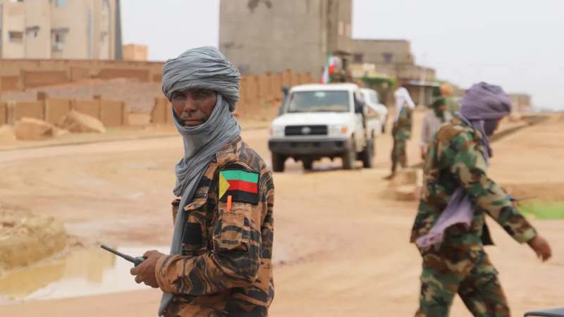 D'anciens rebelles touareg annoncent avoir abattu un avion militaire au Mali