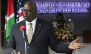 Les États-Unis évaluent leurs options militaires au Niger après la décision de retrait de la France