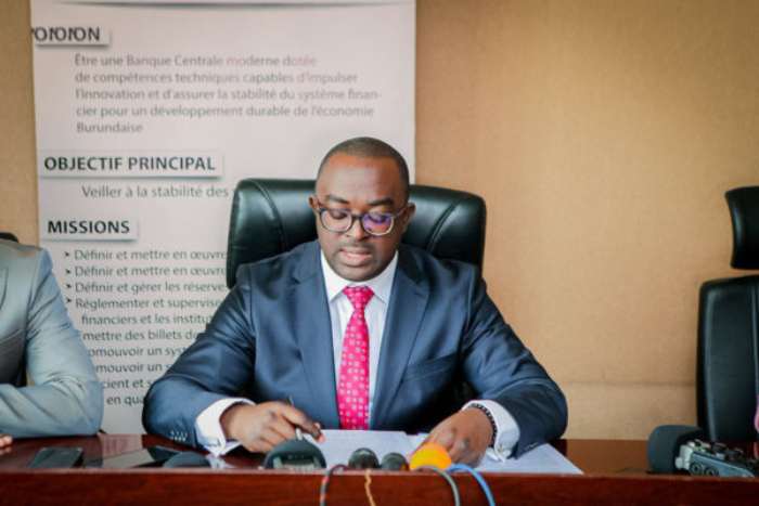 Le directeur limogé de la Banque centrale du Burundi a été arrêté pour blanchiment d'argent