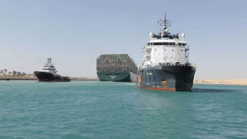 Les frais de transit du canal de Suez seront augmentés de 15 % à partir de 2024
