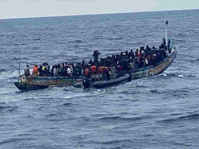 La Marine sénégalaise arrête deux bateaux de migrants transportant 272 personnes