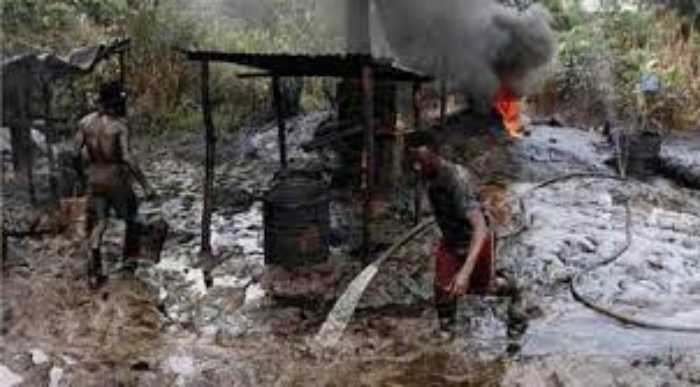 37 morts par « brûlage » lors de l’explosion d’une raffinerie de pétrole illégale au Nigeria