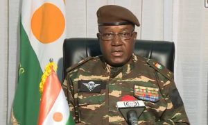 La France entend imposer des sanctions aux putschistes nigériens
