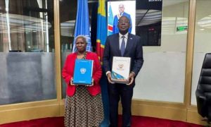 Le gouvernement congolais signe un accord sur le retrait des forces de l'ONU