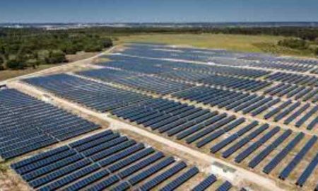 Scatec a inauguré son projet de centrales solaires hybrides et de stockage sur batterie au Cameroun