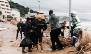 Des inondations généralisées tuent des centaines de personnes et déplacent des millions de personnes en Afrique de l’Est