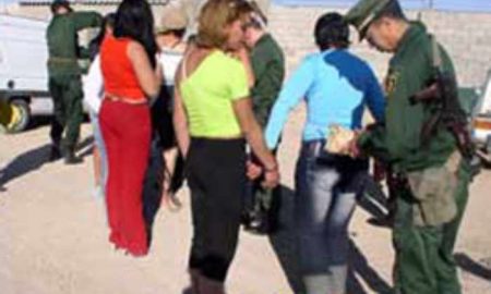 Quarante prostituées arrêtées et des produits à caractère sexuellement provocateur saisi en Algérie