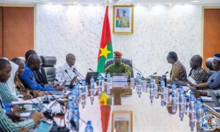 Le gouvernement burkinabè adopte un projet de nouvelle constitution burkinabè