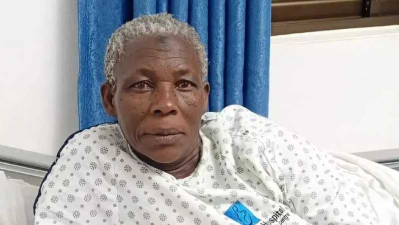Elle a été décrite comme la "femme maudite" en Ouganda, elle a 70 ans et a donné naissance à des jumeaux