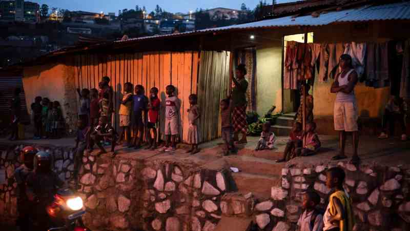 Le Rwanda assouplit les restrictions sur la vie nocturne pour les fêtes de fin d'année