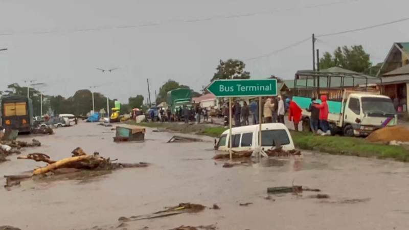 Le nombre de morts suite aux inondations en Tanzanie augmente et la présidente Samia Hassan interrompt son voyage à l'étranger