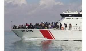 Les autorités tunisiennes annoncent l'interception de 70 000 migrants en mer depuis début 2023