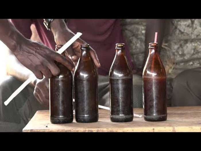 La boisson tonto traditionnelle ougandaise est-elle en danger ?