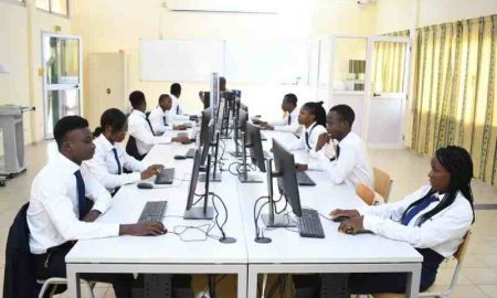 Burkina Faso : la BAD soutient la formation des ingénieurs d'études à l'ISGE