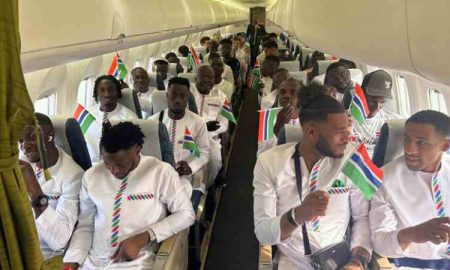 9 minutes dans les airs...La différence entre la mort et la vie pour l'équipe nationale de Gambie