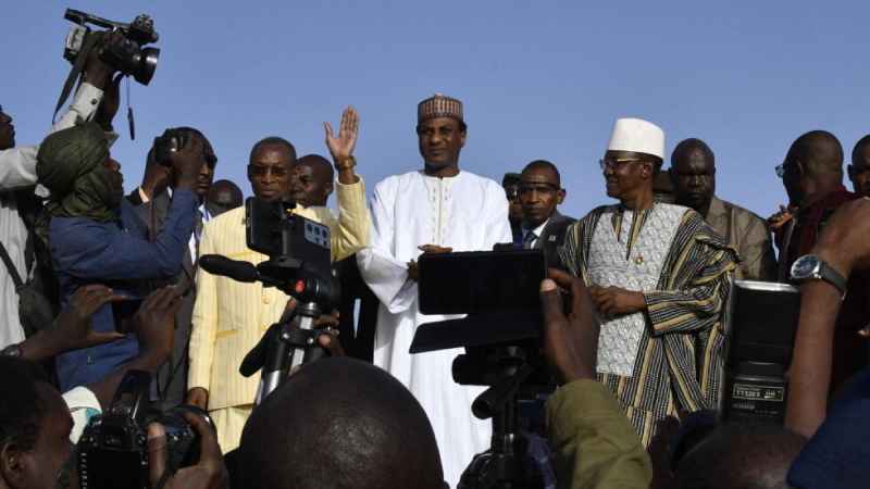 Les premiers ministres du Niger, du Burkina Faso et du Mali déclarent leur engagement en faveur d'un avenir commun