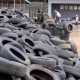 Nigeria : transformer les pneus en tuiles et briques