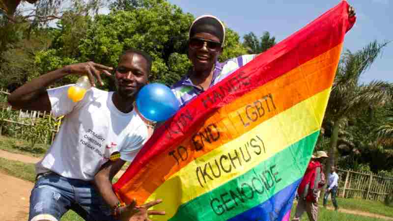 Un militant ougandais des droits LGBTQ poignardé dans un « crime haineux »