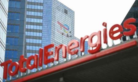 Total Energies décide de revoir les achats de terrains pour des projets en Afrique