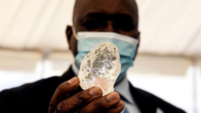 Le Botswana rejette les demandes des pays visant à modifier la façon dont il traite les diamants