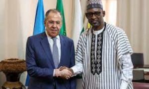 Une délégation malienne de haut rang conduite par les ministres des Affaires étrangères et de la Défense se rend en Russie