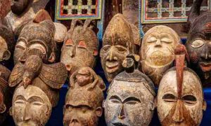 Rêverie interrogative sur les sculptures africaines pillées