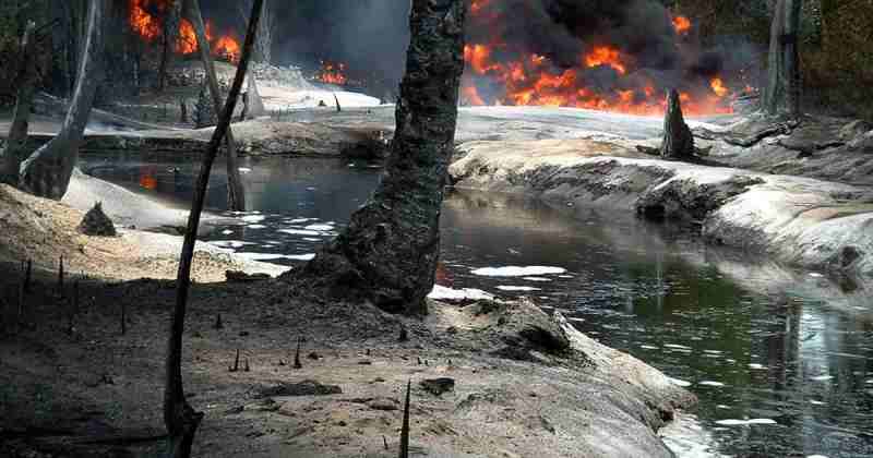 Shell doit nettoyer la pollution avant de quitter le delta du Niger