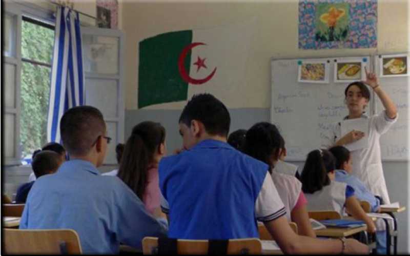 Le sexe contre de la drogue contribue à la propagation de l'avortement et des grossesses forcées chez les écolières en Algérie