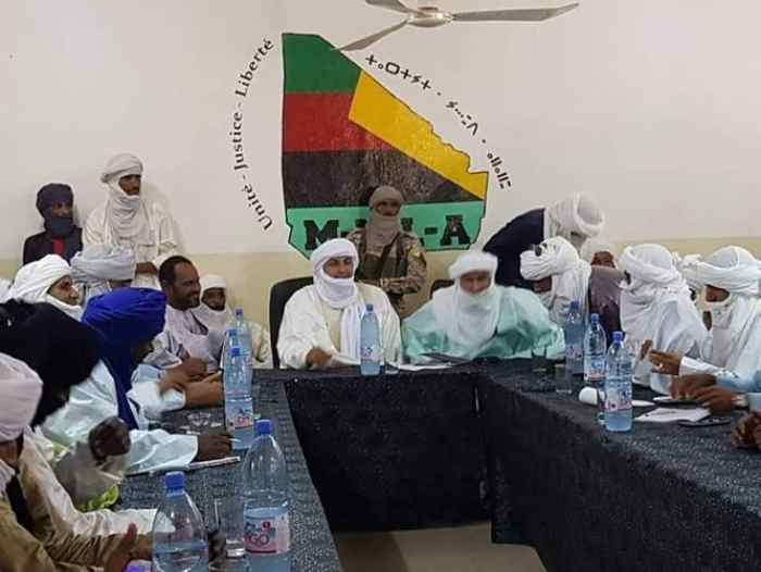Audiences et alliances...La" coordination Azawad " affronte l'armée malienne