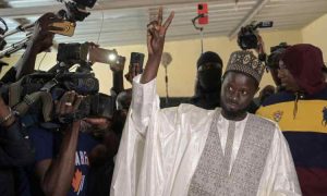 Basserou dioumaye Faye à la présidence du Sénégal et la coalition au pouvoir admet avoir perdu