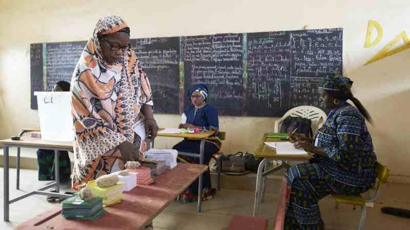 Les électeurs sénégalais se rendent aux urnes pour une élection présidentielle reportée
