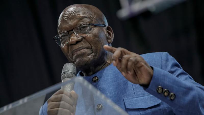 Les comptes bancaires de Jacob Zuma gelés face aux menaces de guerre civile en Afrique du Sud