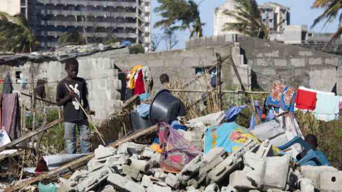 Destruction généralisée de zones résidentielles, d’écoles et de centres de santé dans le nord du Mozambique