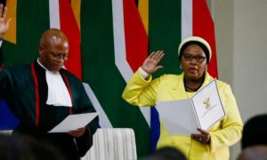 La maison du président du Parlement sud-africain perquisitionnée dans le cadre d'une enquête sur la corruption