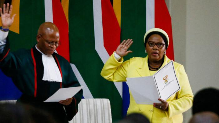 La maison du président du Parlement sud-africain perquisitionnée dans le cadre d'une enquête sur la corruption