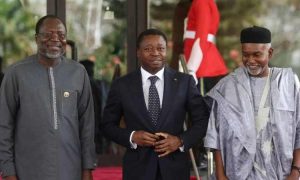 Le Togo adopte une nouvelle constitution prolongeant d'un an les mandats présidentiels