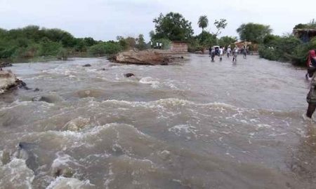 Des inondations dévastatrices ravagent certaines parties de l'Afrique de l'Est, déplaçant des milliers de personnes