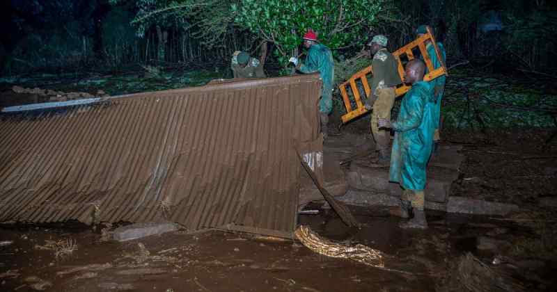 Au moins 40 personnes ont été tuées après l'effondrement d'un barrage dans l'ouest du Kenya et des dizaines étaient portées disparues
