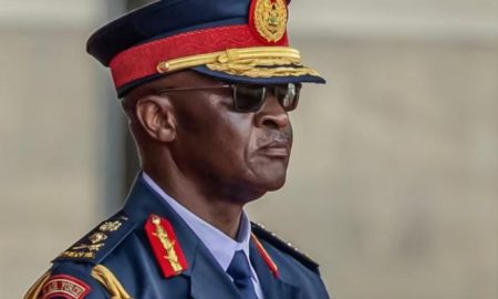 Le Kenya enquête sur un mystérieux incident qui a tué le chef de l'armée et neuf autres personnes